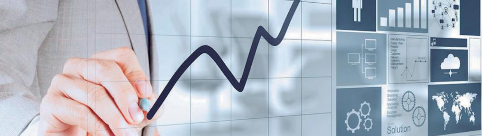 Profesional analizando indicadores y crecimiento empresarial